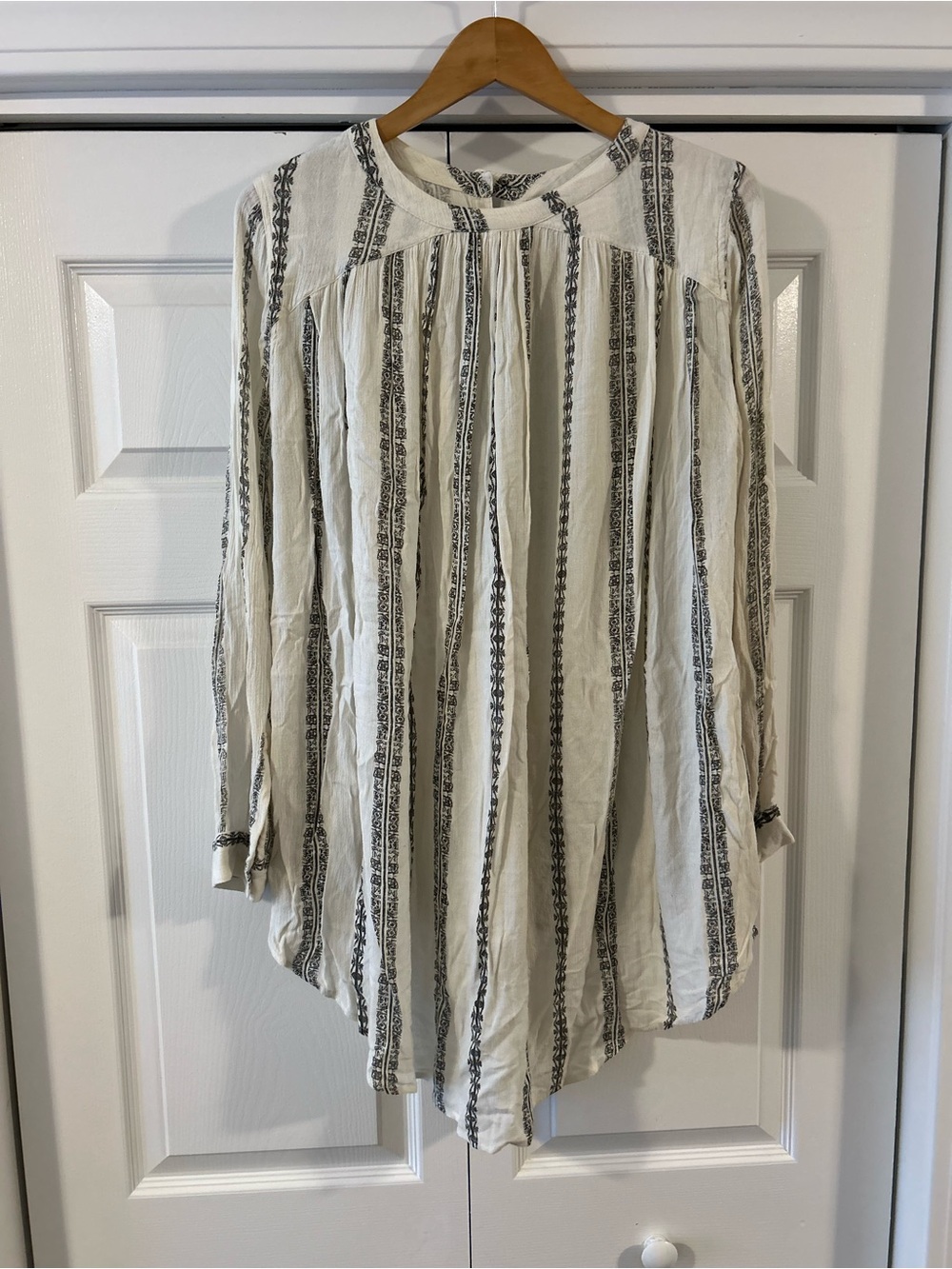 Free People Striped Peasant Blouse - hi-low cut in Medium - Picture 2 of 12